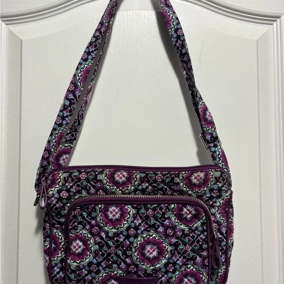 Vera Bradley SET of 3 lilac medallion. Backpack, tote, shoulder bag. Like new - Picture 3 of 4